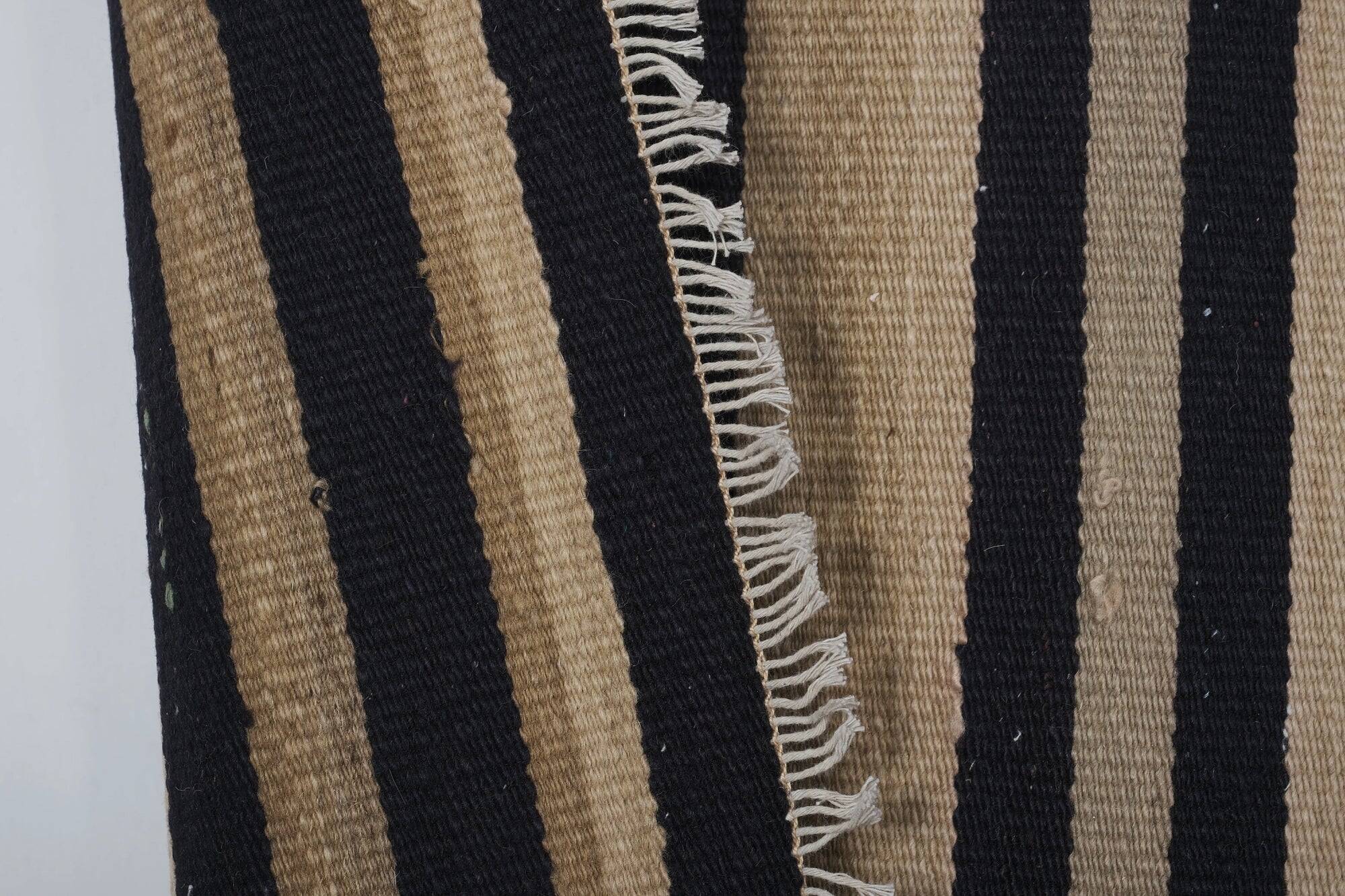 Vintage Turkish kilim handwoven 276x335 cm