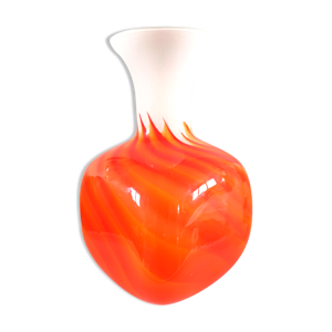 Vase en verre orange