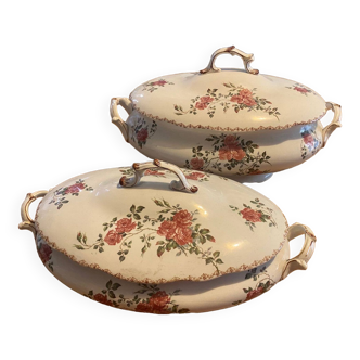 Set of flowered porcelain soup tureens