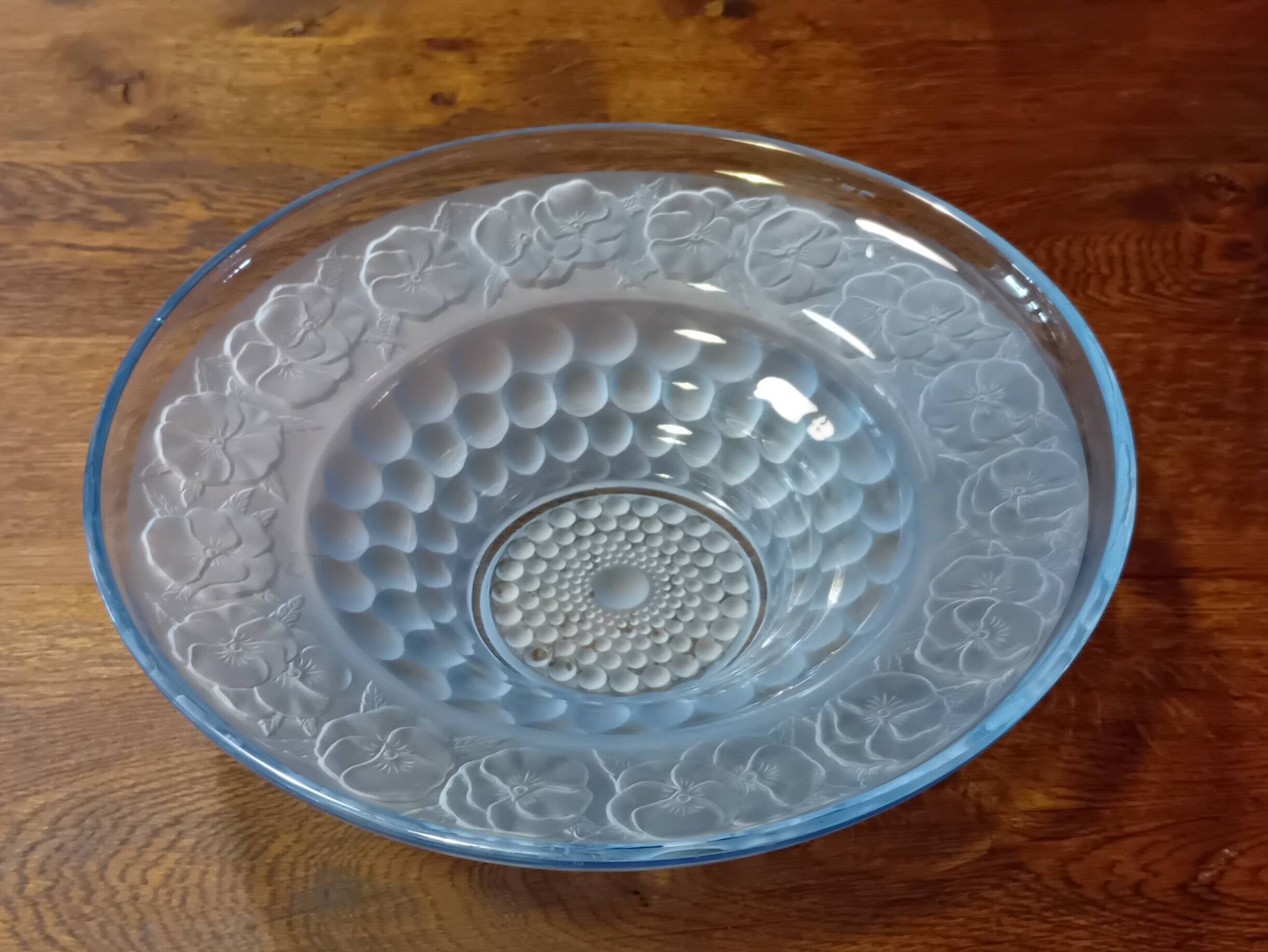 Art Deco blue glass centrepiece bowl with pansy decoration - 30 cm