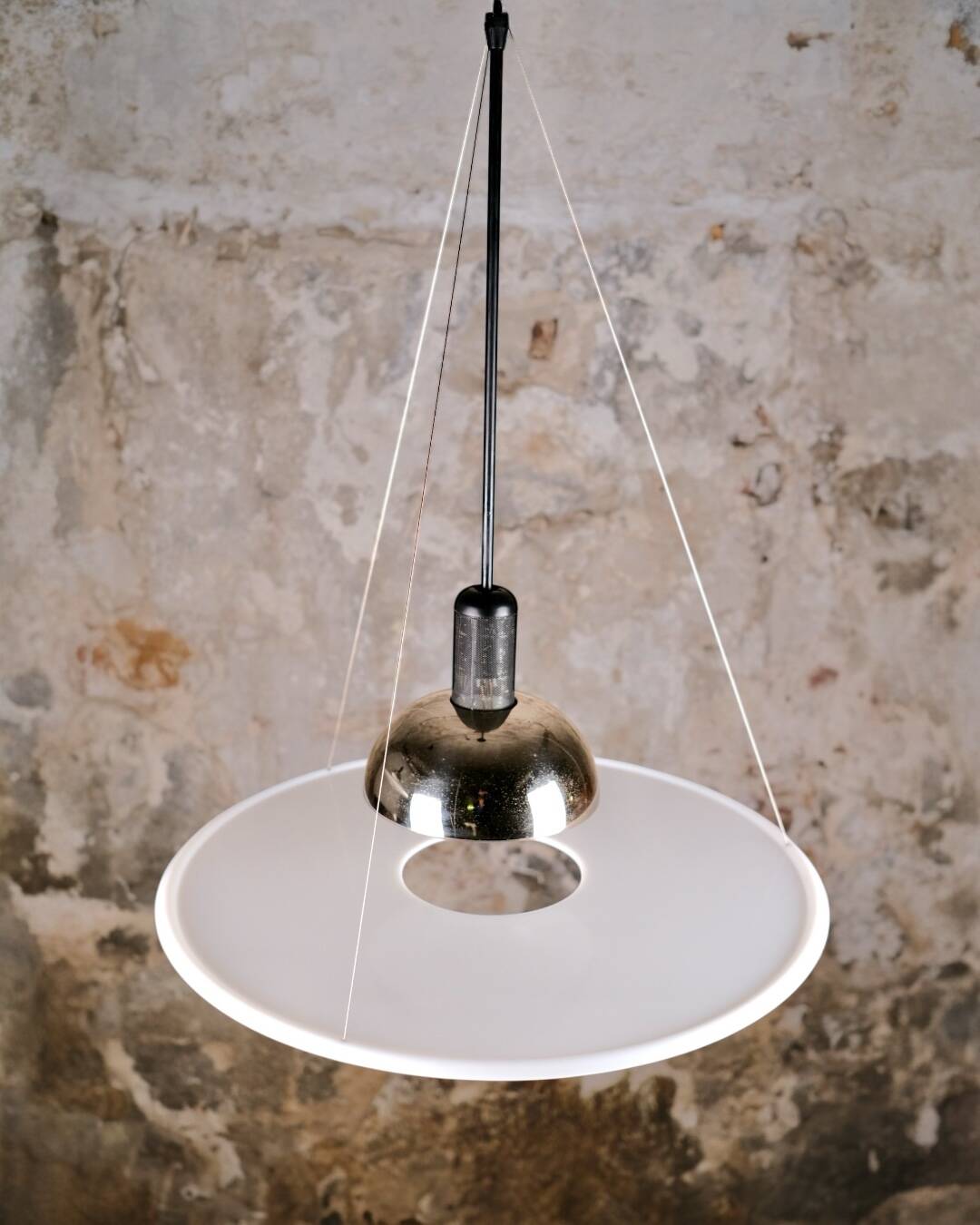 Pair of Frisbi 850 pendant lamps, Achille Castiglioni for Flos, 1970s