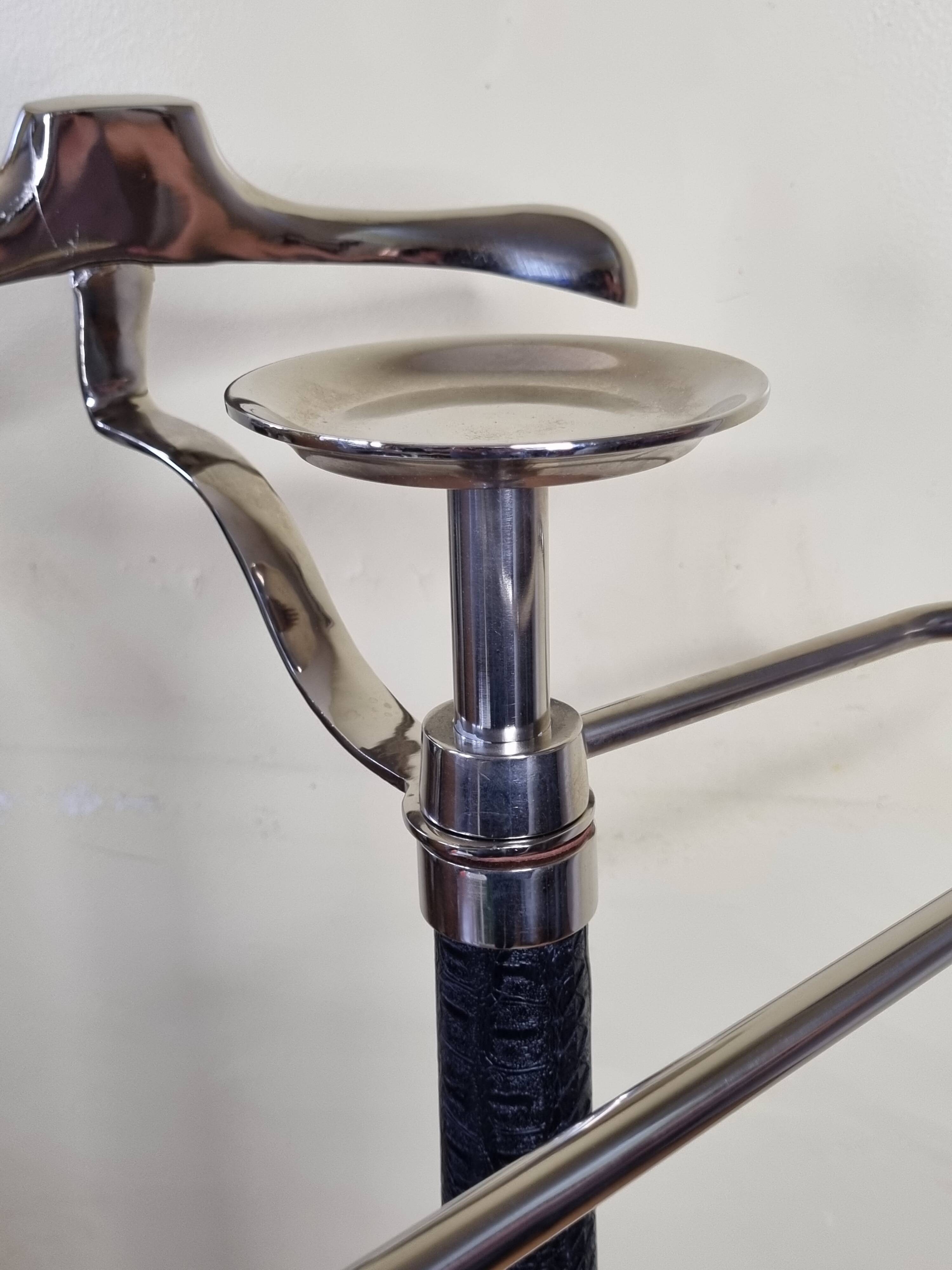 Vintage metal and leather valet stand, 1980s, 125 cm