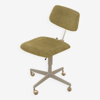 Midcentury Industrial swivel work desk chair by Kovona, 1950´s