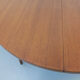 Large round vintage Scandinavian coffee table Smorrebrod by Arne Vodder, extendable into a dining table