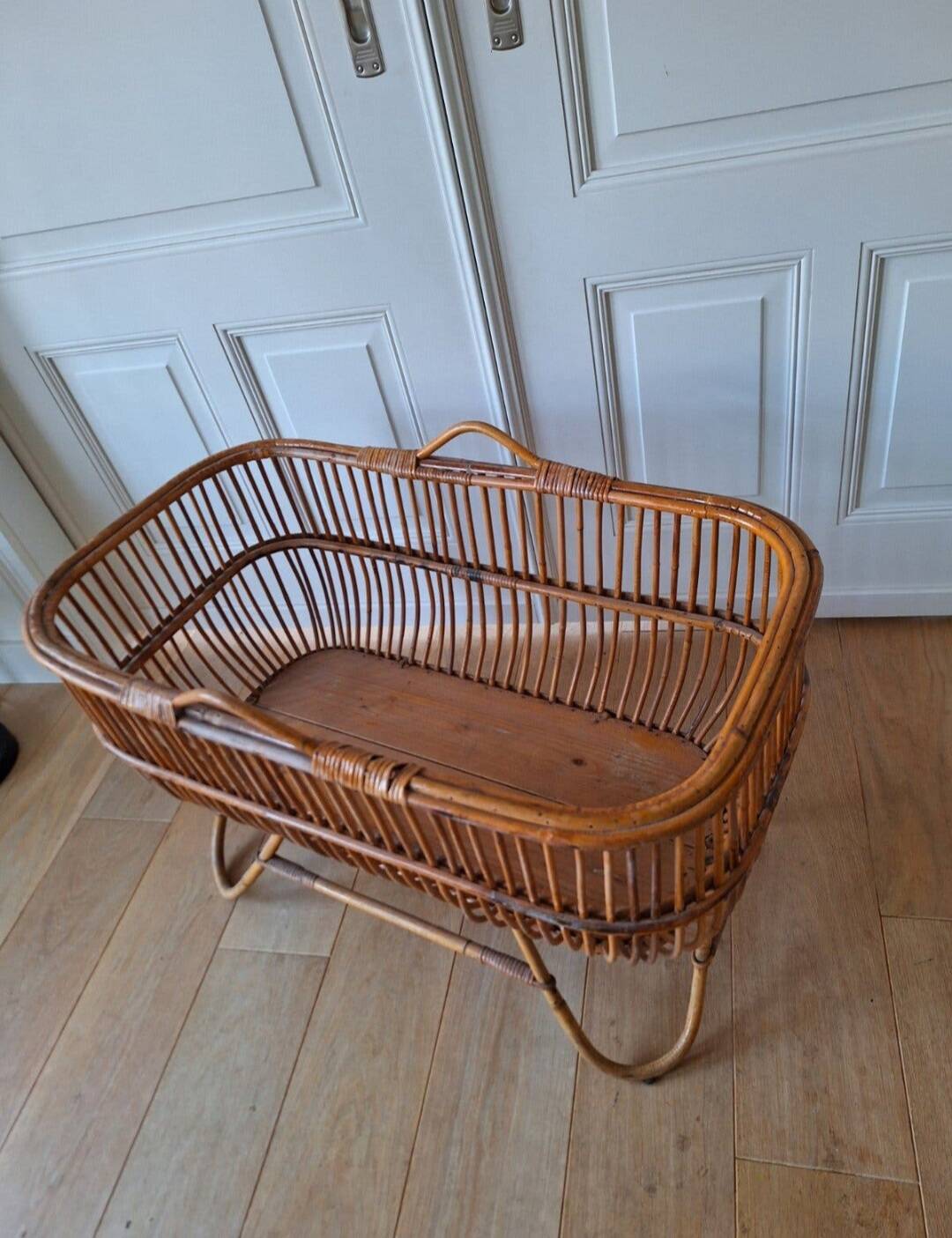 Berceau vintage pour bébé