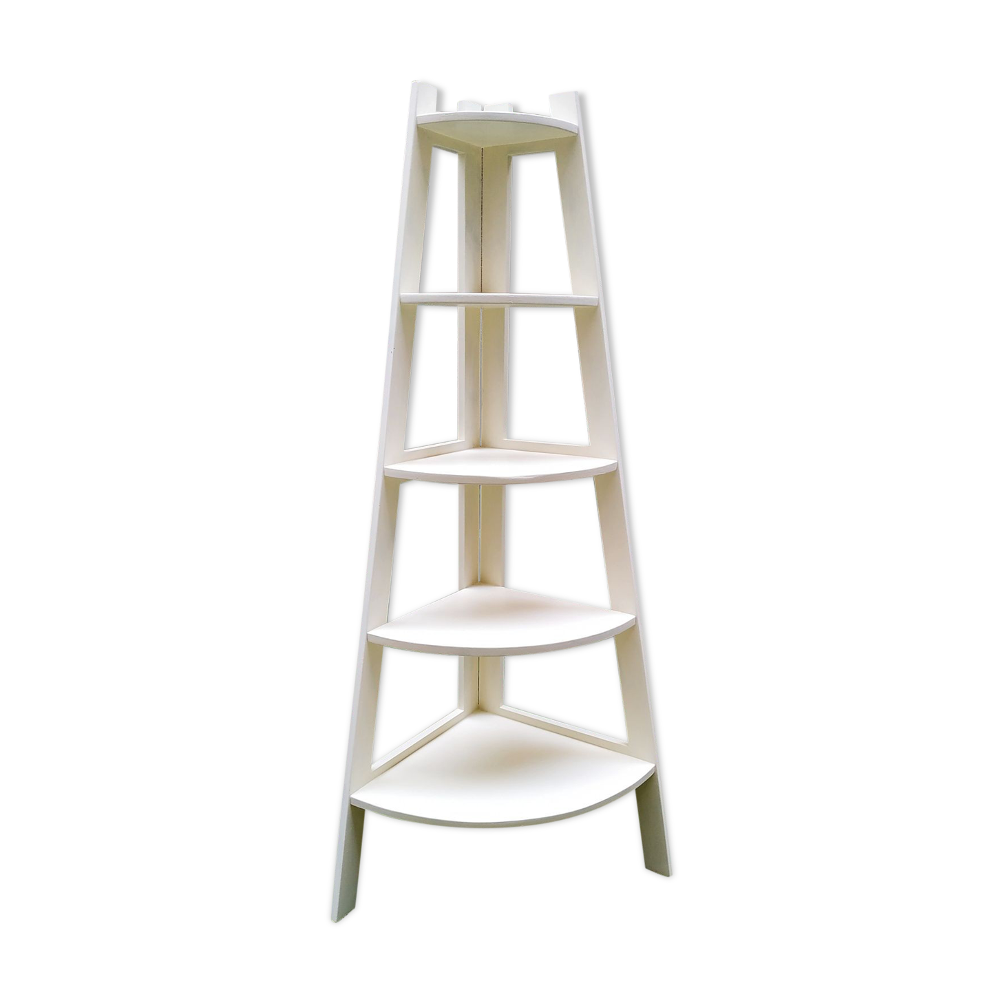 Vintage corner shelf