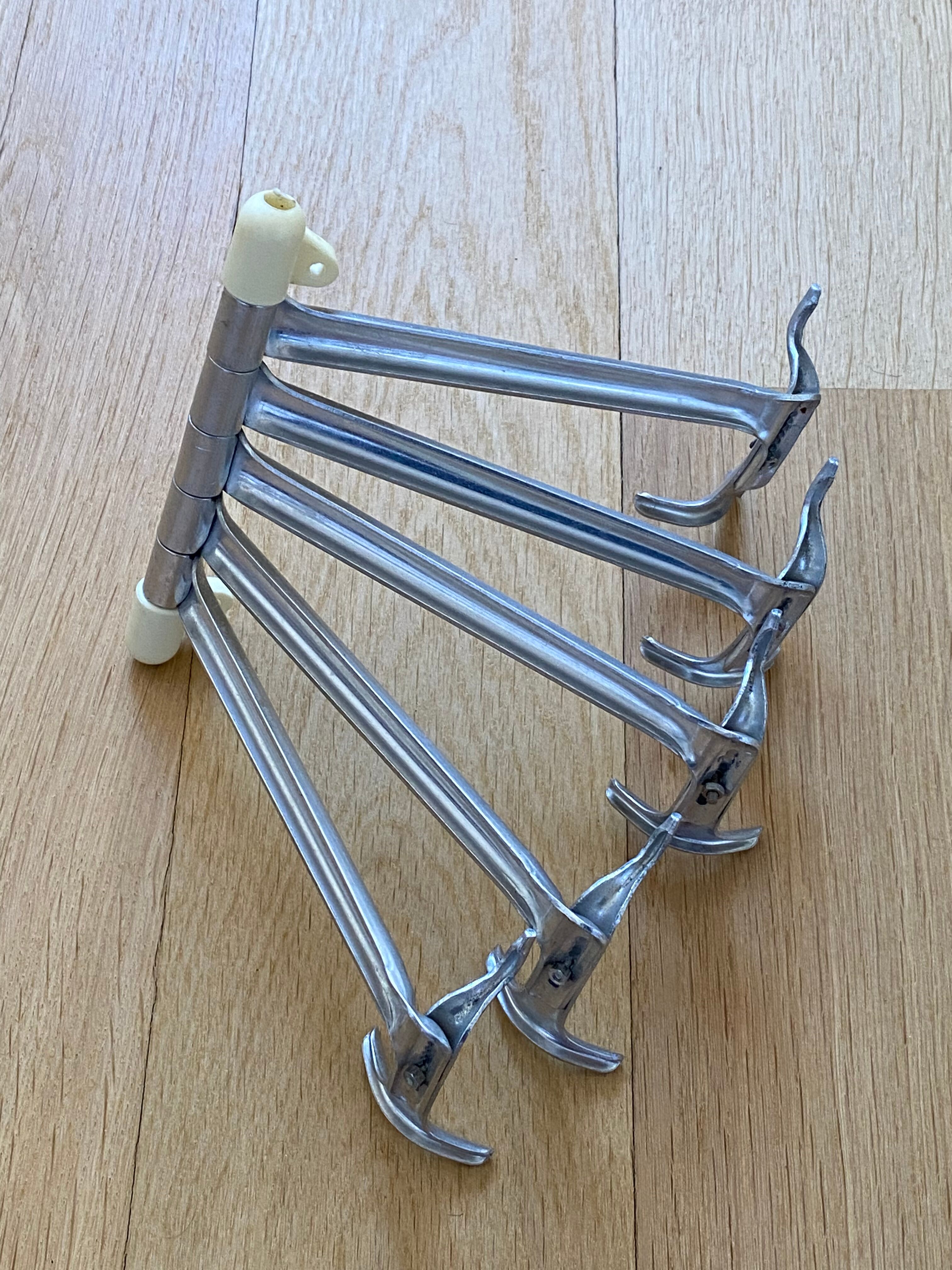 Adjustable wall hook 5 branches Evenlux