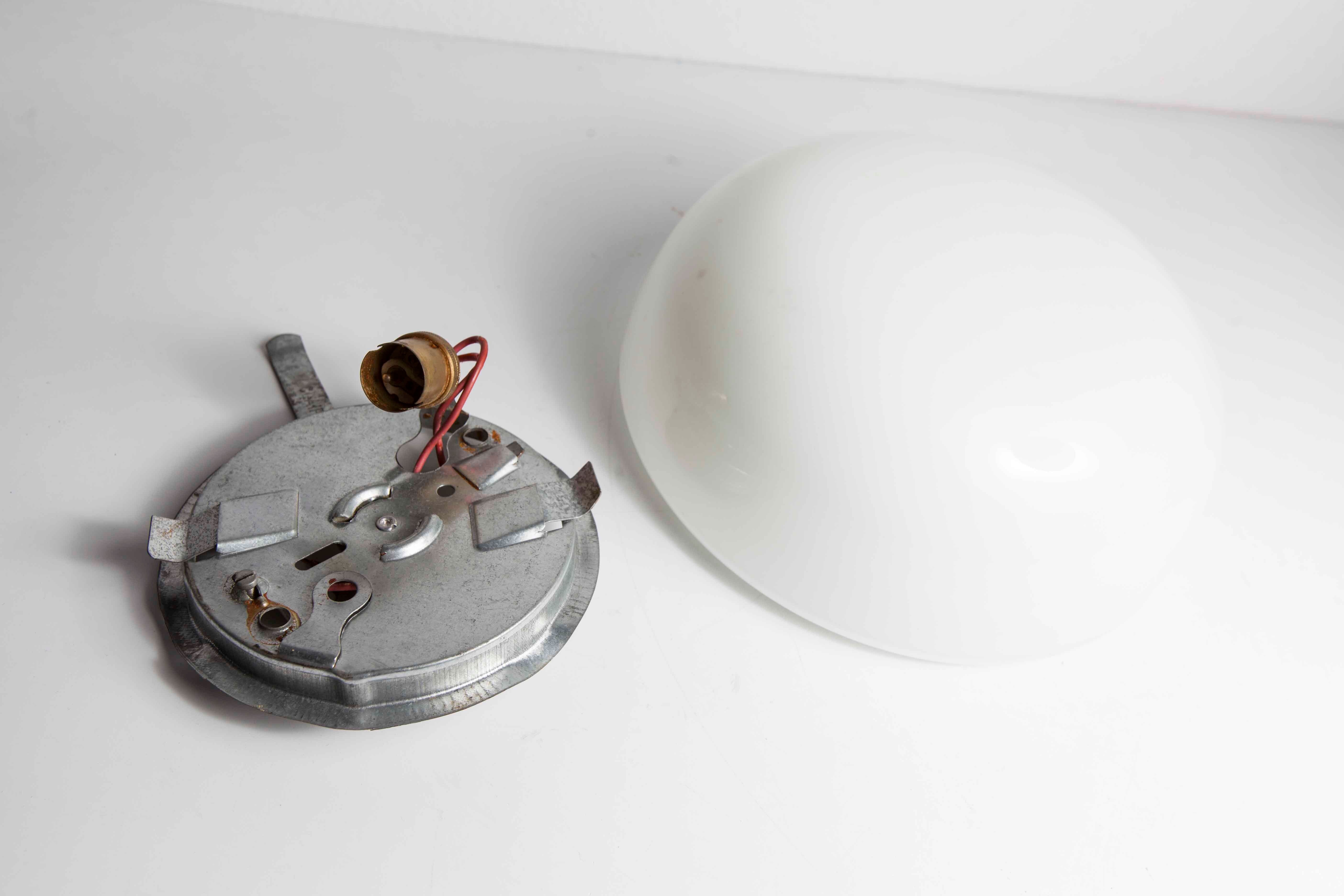 1960 Round white opaline