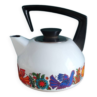 Vintage Acapulco kettle