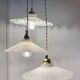 Suspension triple abat-jour vintage en opaline blanche