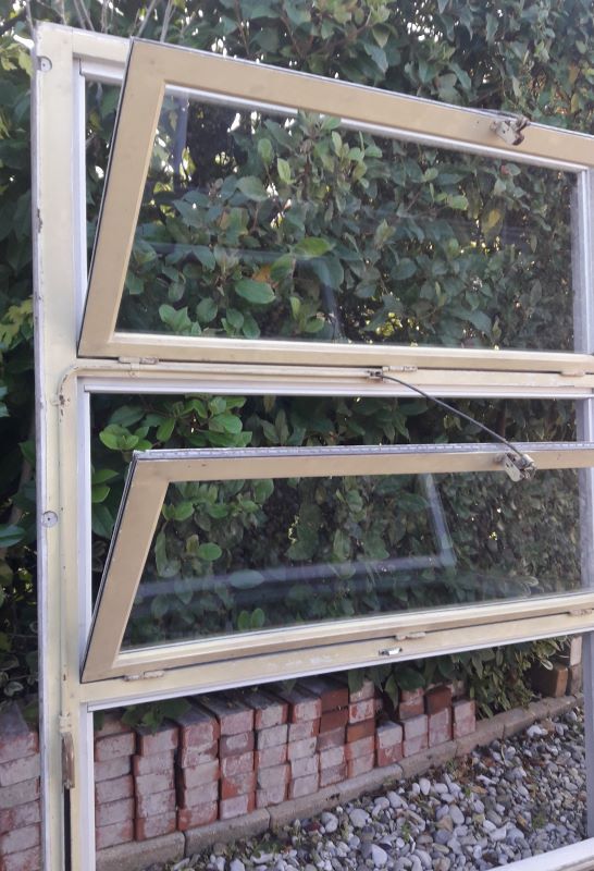 Wooden canopy 3 windows with bellows and abbatant
