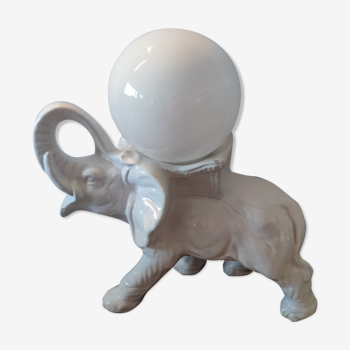 Vintage ceramic elephant lamp