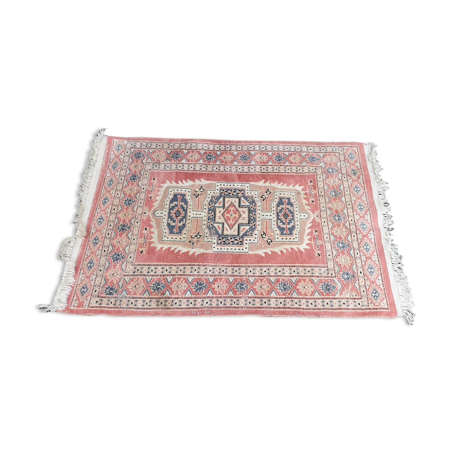 Oriental carpet wool