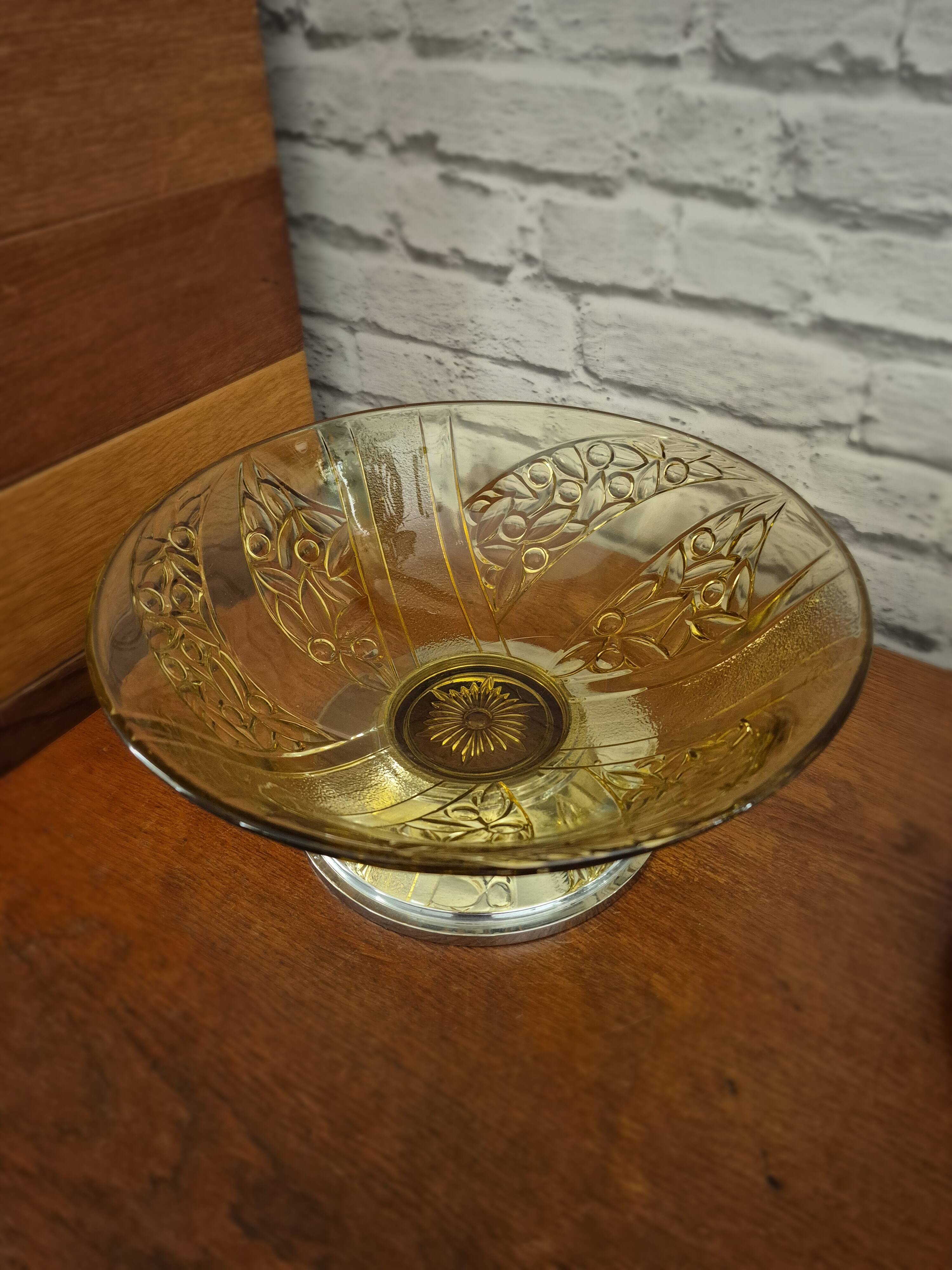 Art Deco fruit bowl in yellow molded glass