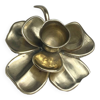 Four leaf brass candle holder