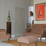 Swivel side table in fruit wood