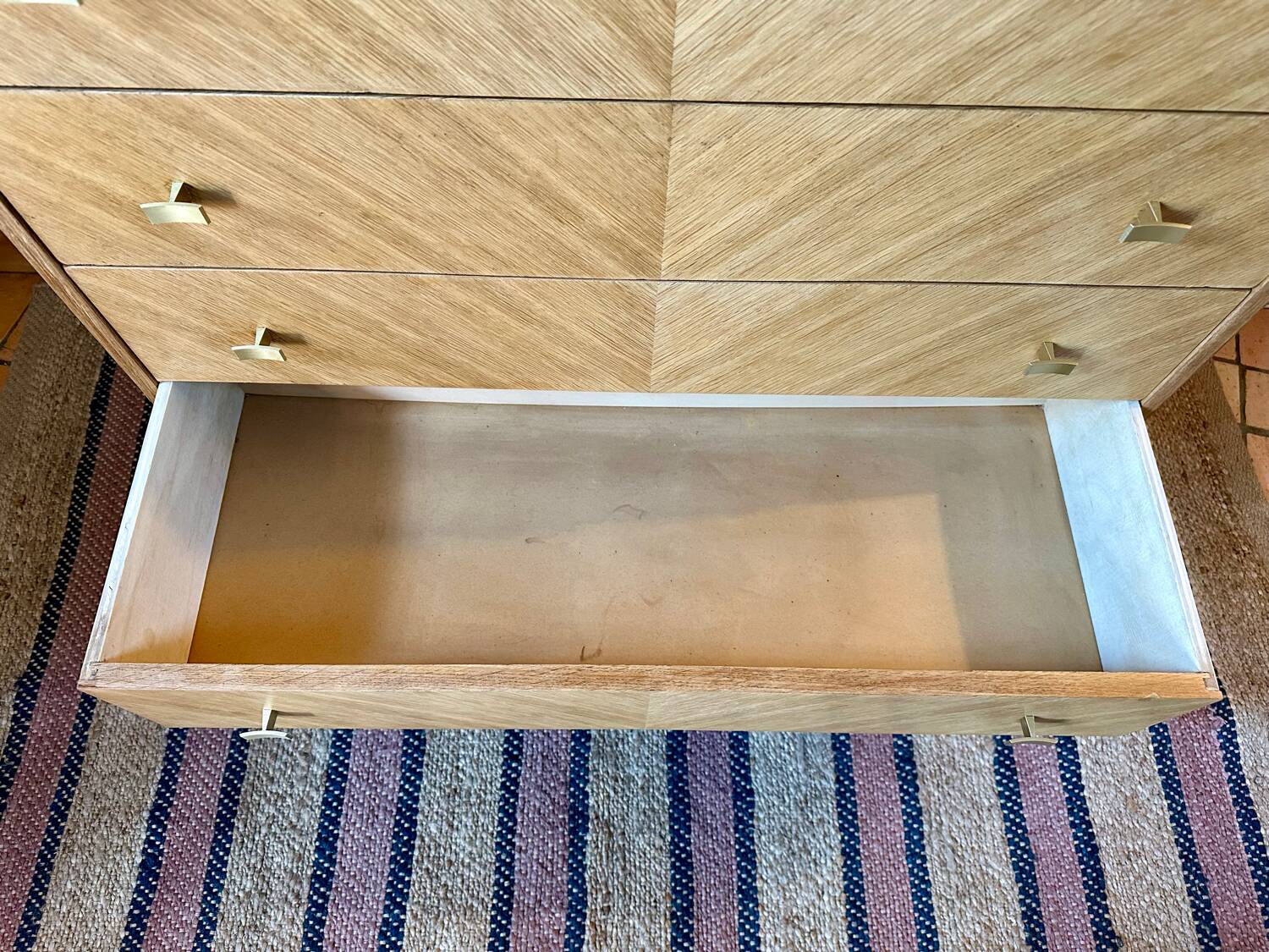 Vintage chest of drawers