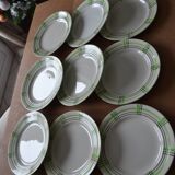 9 Ceranord St Amand checkered flat plates