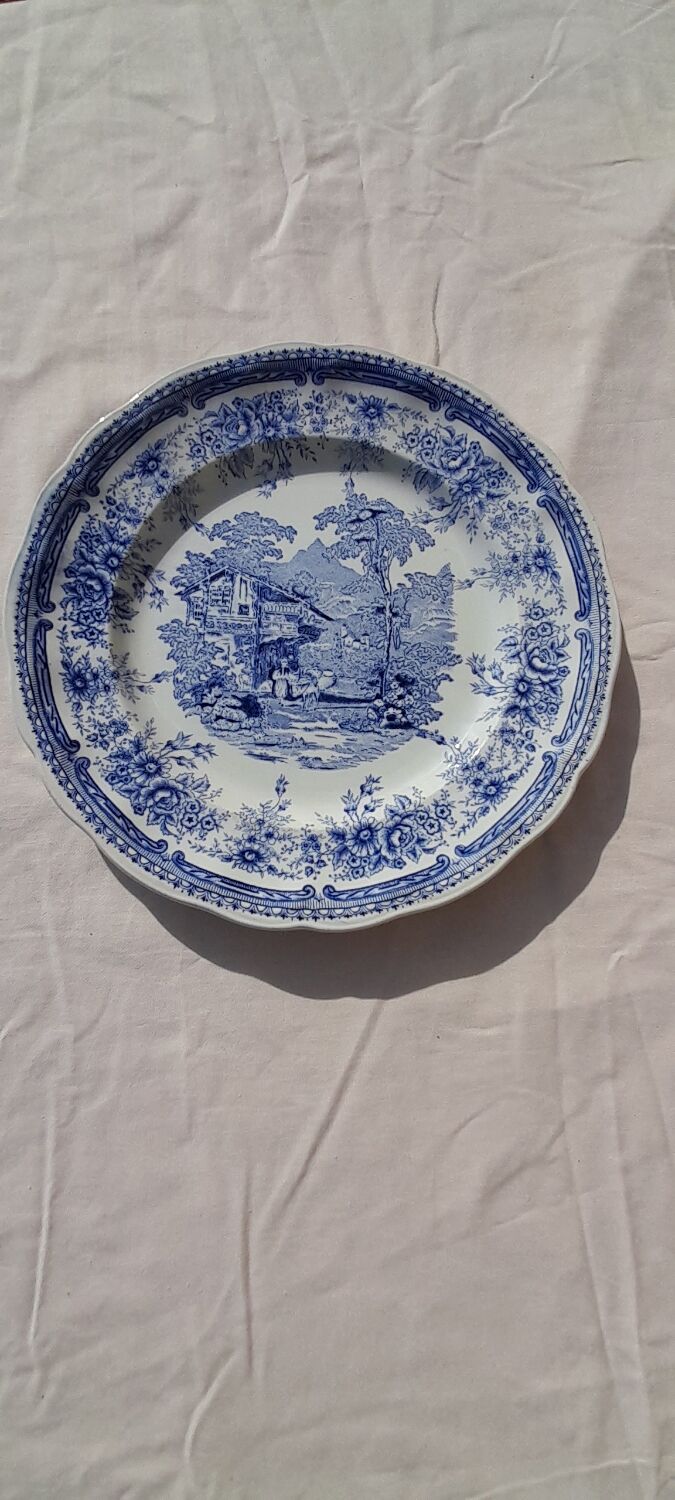 Plate Kg Lunéville model cottage tea
