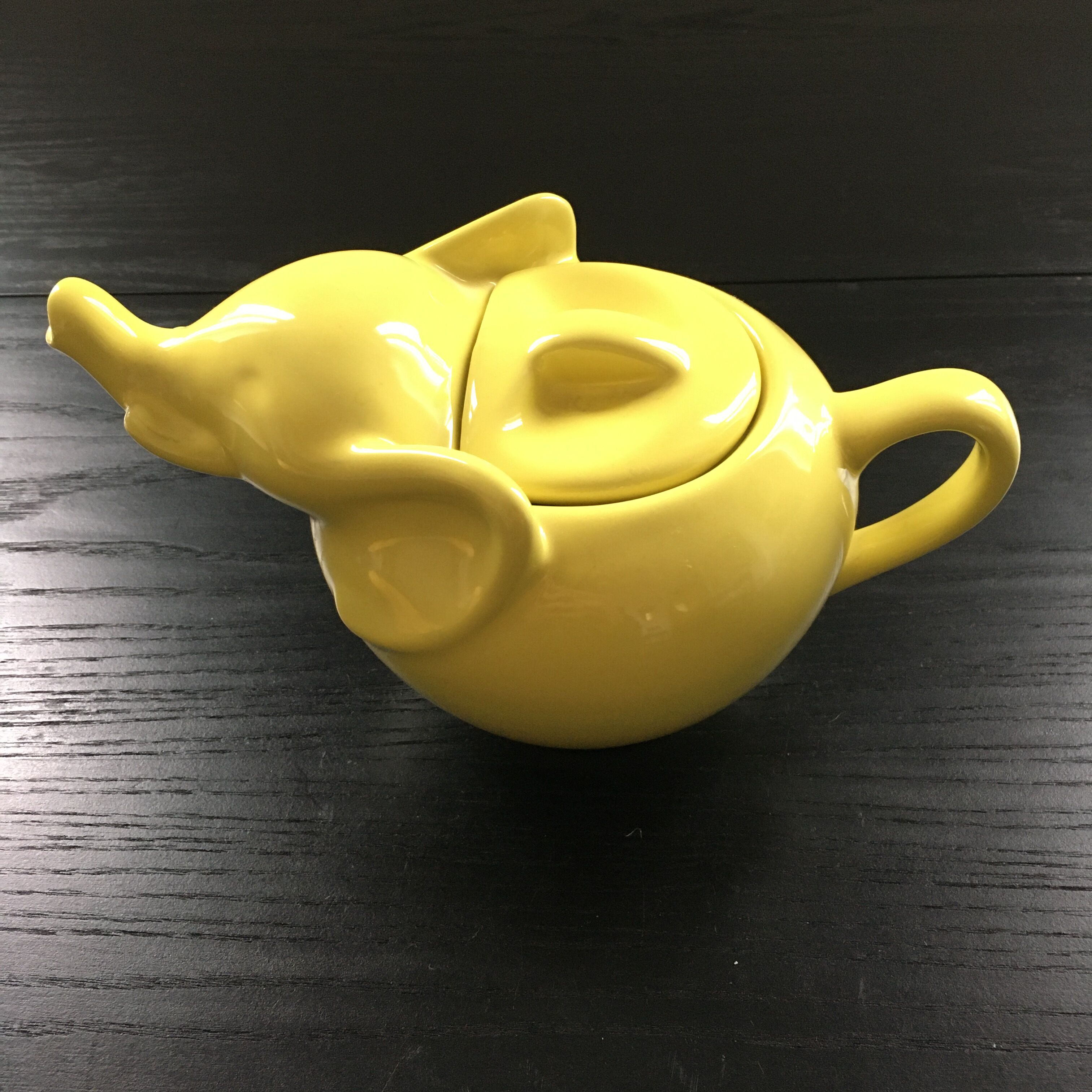 Absinthe Elephant Teapot