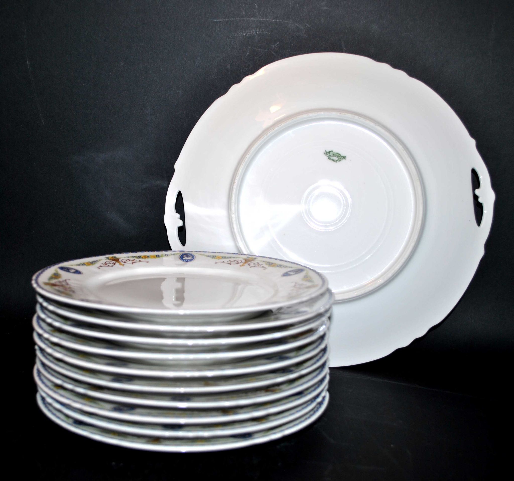 Dessert service in Limoges porcelain
