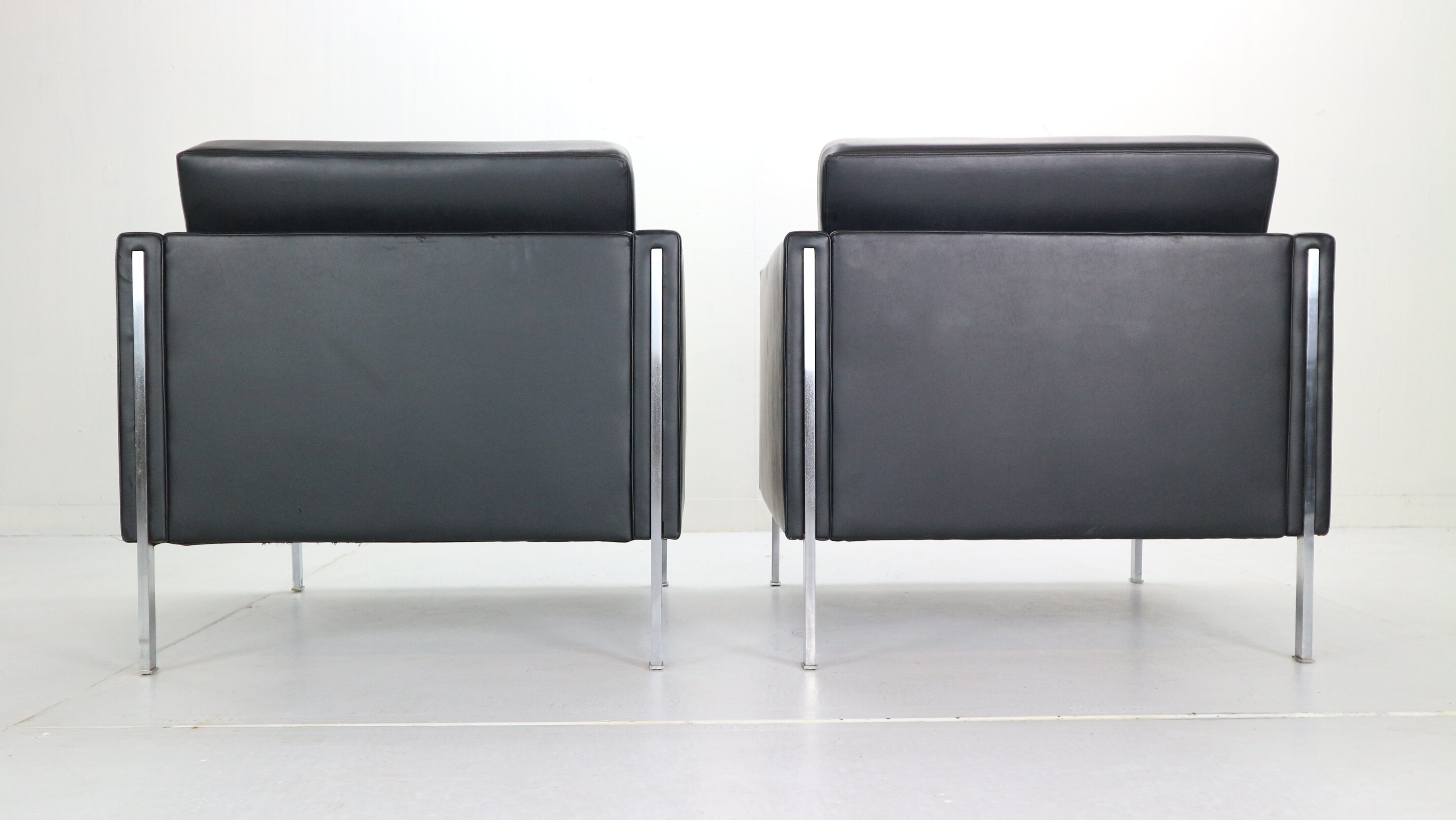 Pierre Paulin Set of 2 "442" Club Chairs for Artifort, 1960