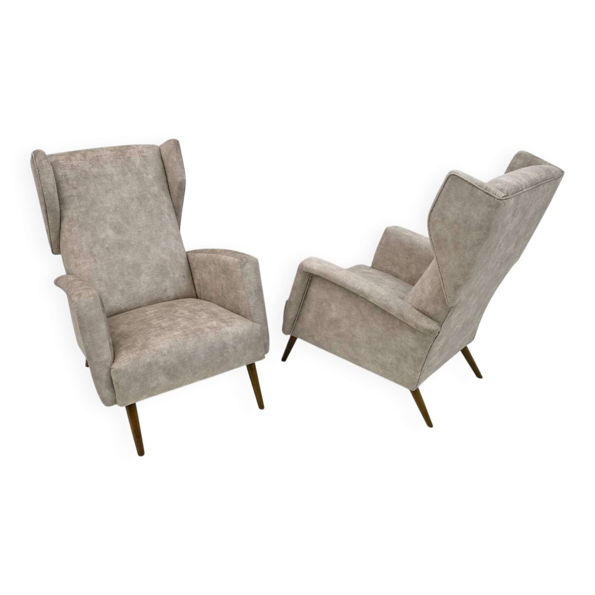 Pair of Gio Ponti Mid-Century Modern Italian Velvet "Alata" Lounge Chairs