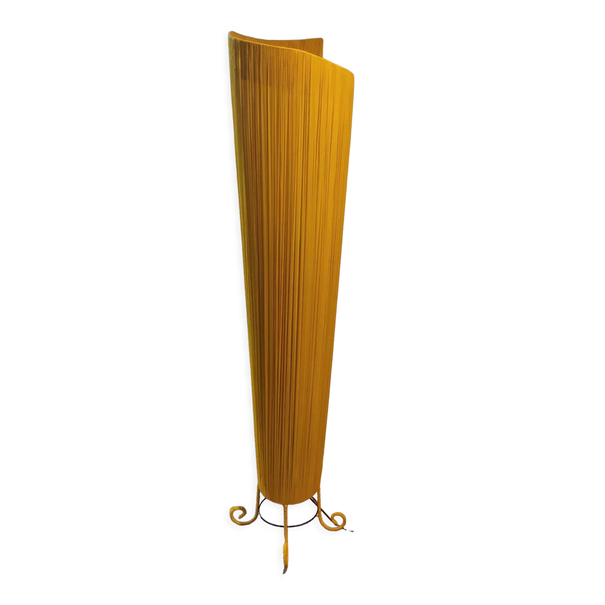 Lampadaire jaune