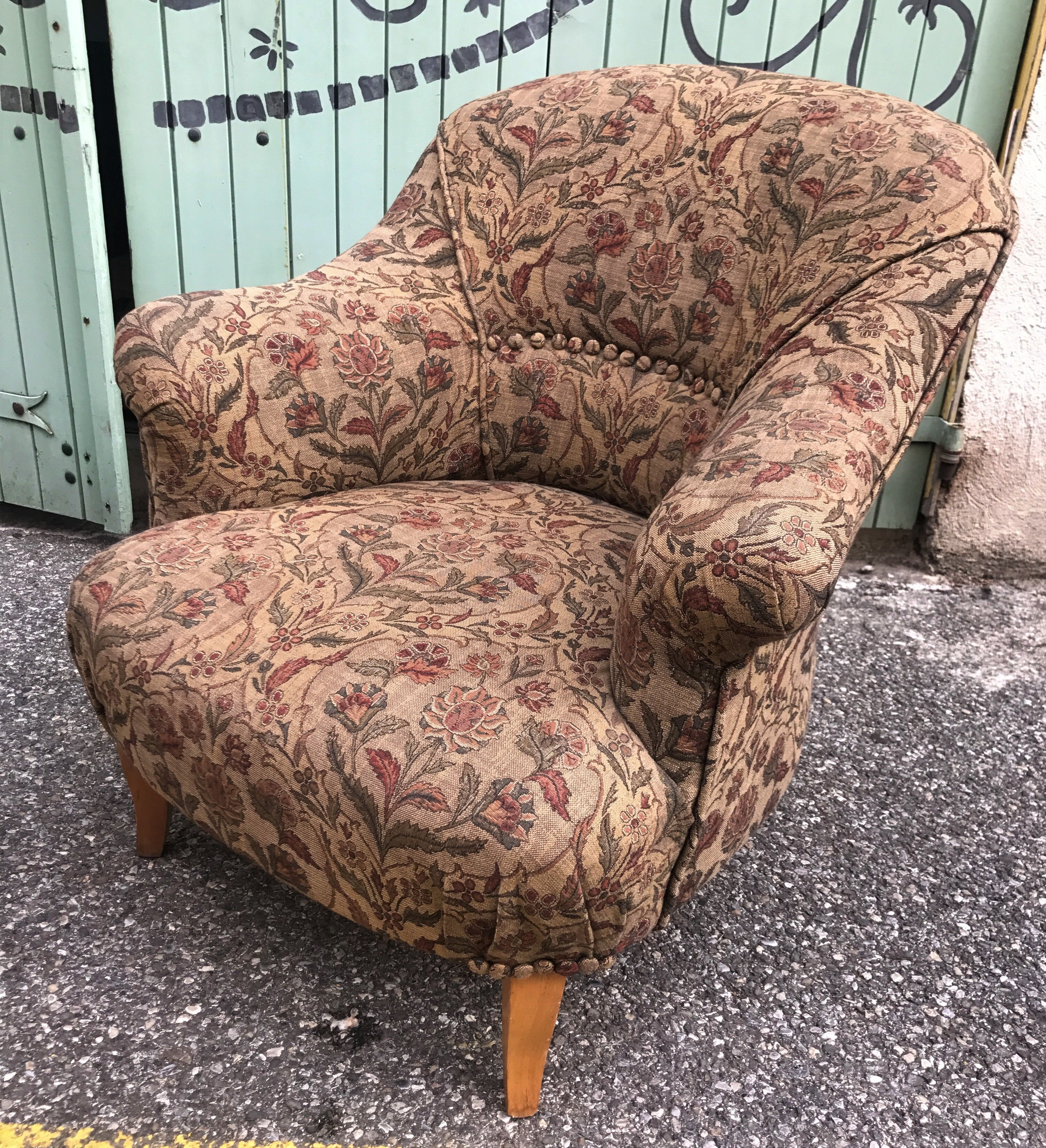 Pair of Art Deco toad armchairs