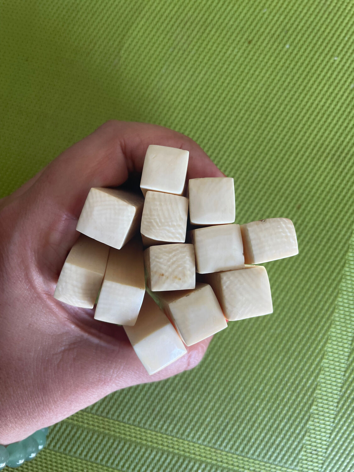 Set of 12 vintage knife rests in polished bone - ivory look, minimal