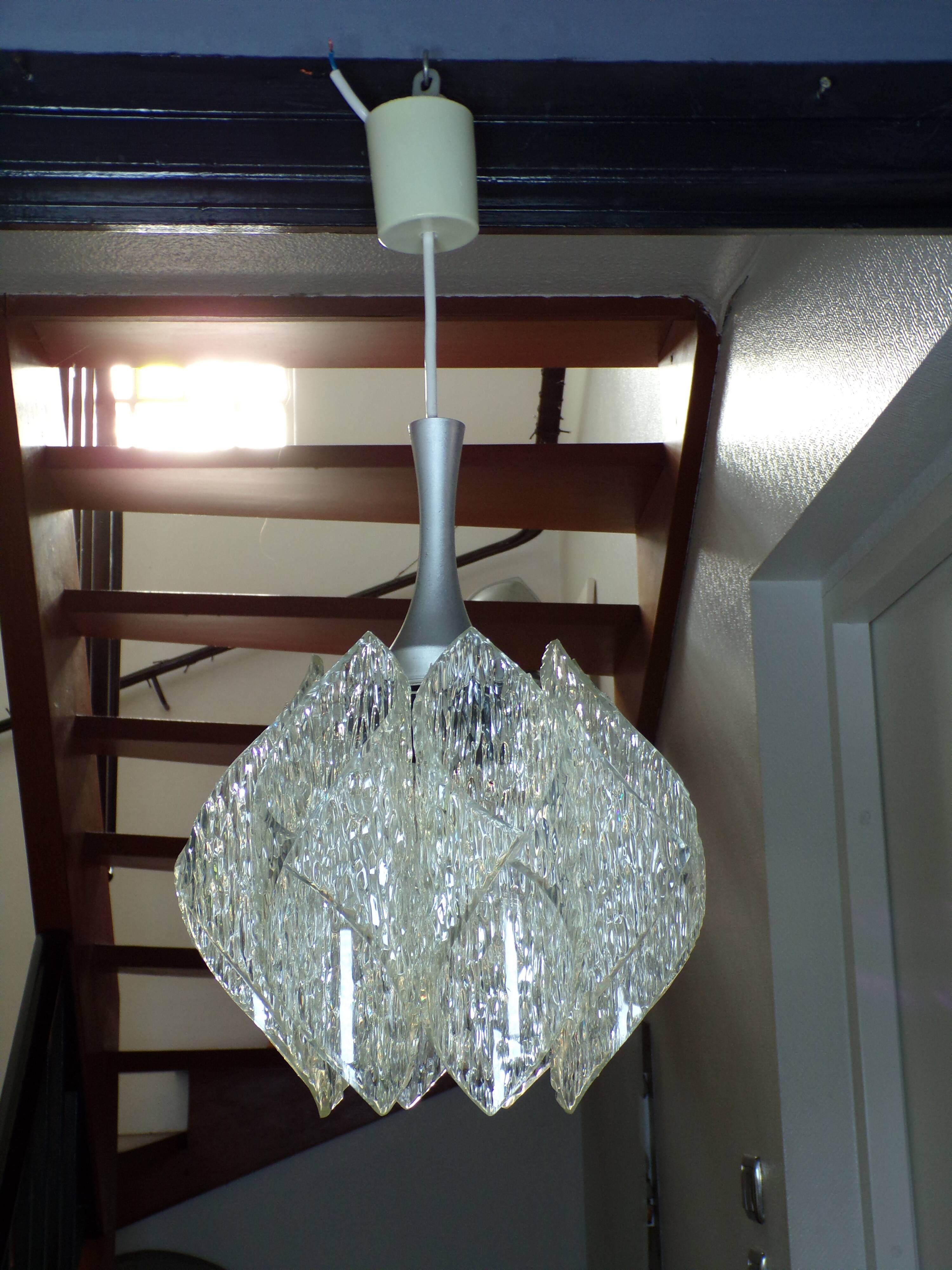 Me marbach suspension in plexiglass