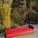 Rockabilly sofa bed