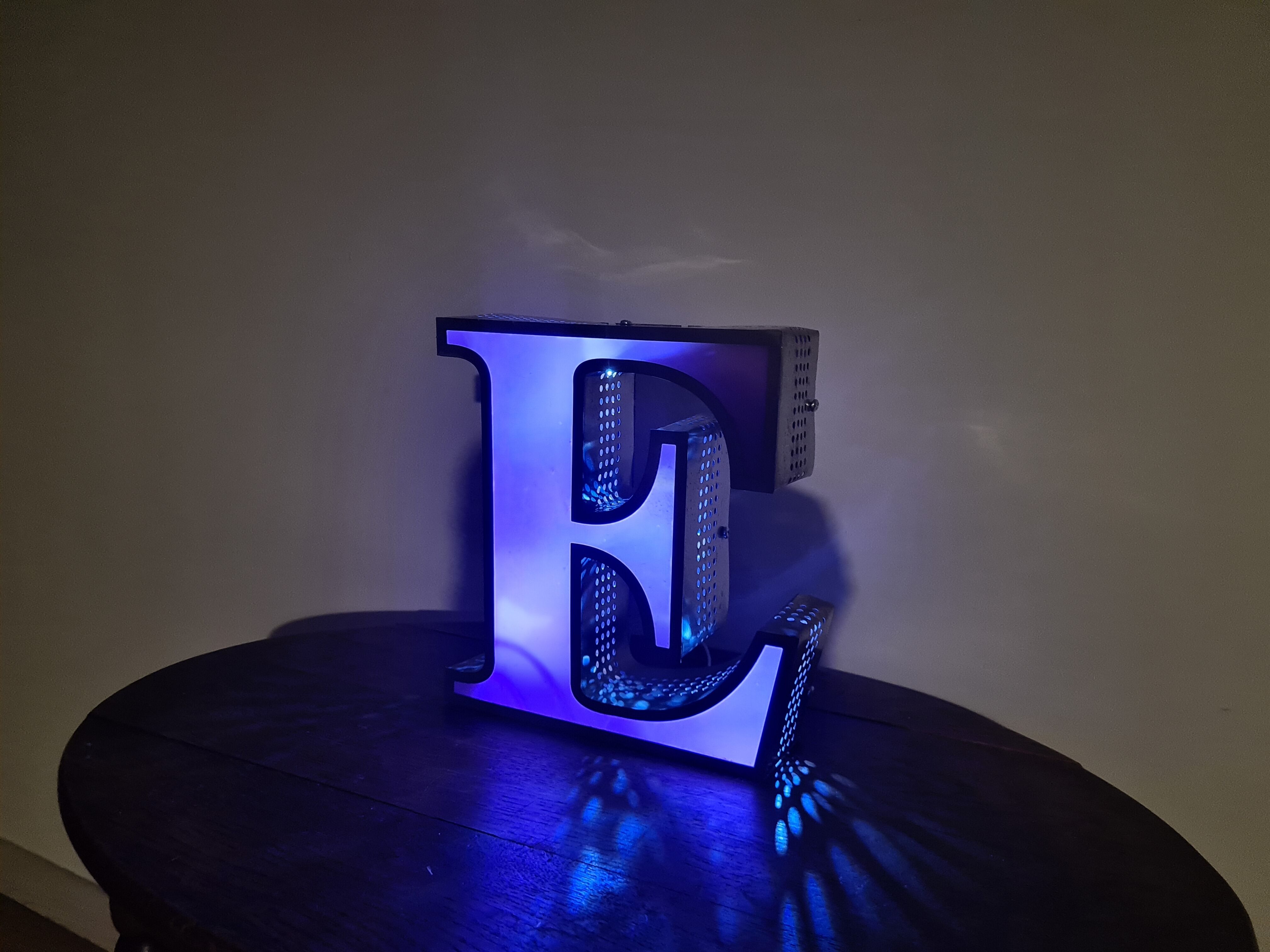Lettre vintage LED "E"