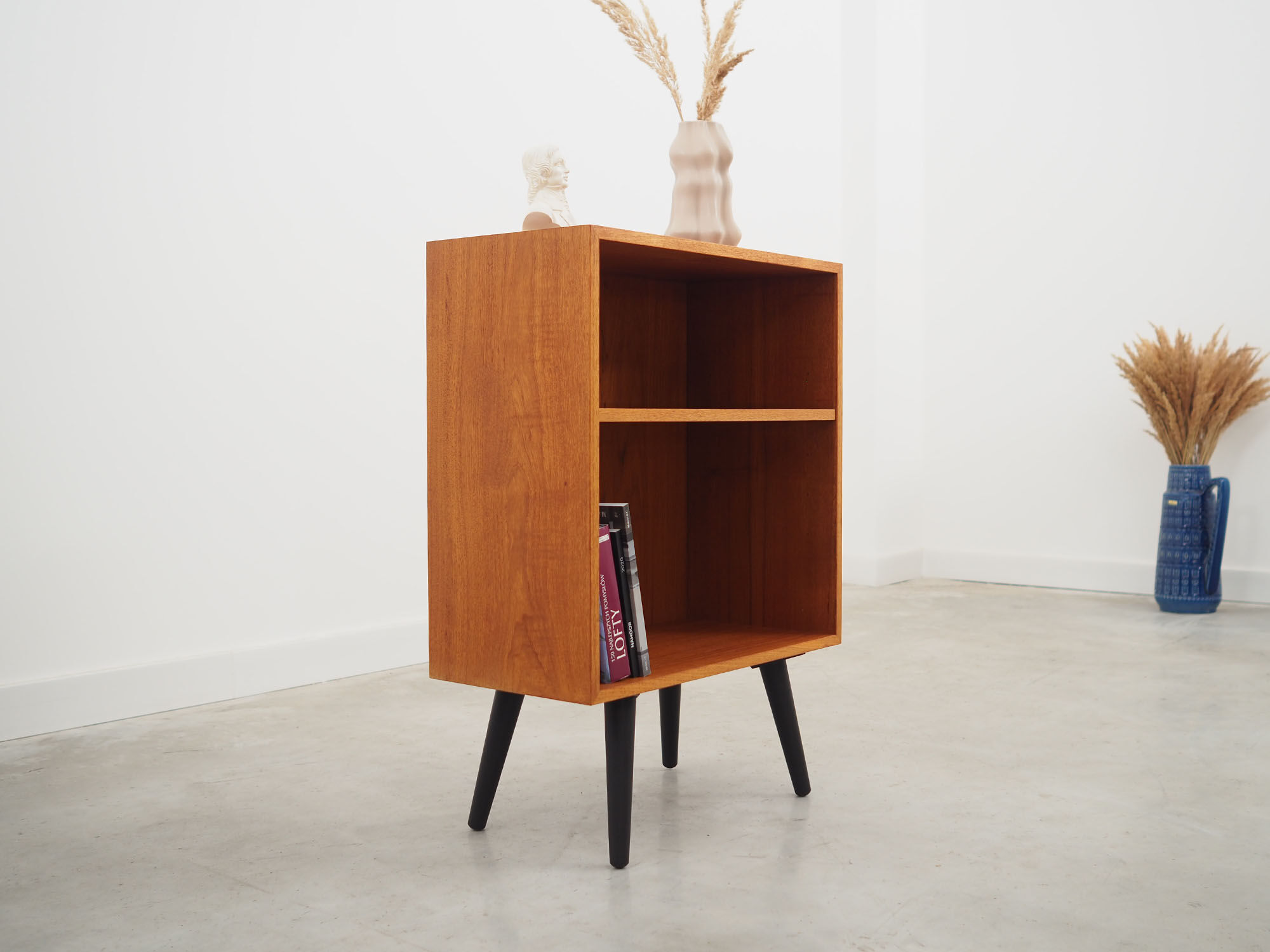 Teak bookcase, Danish design, 1970s, production: Denmark