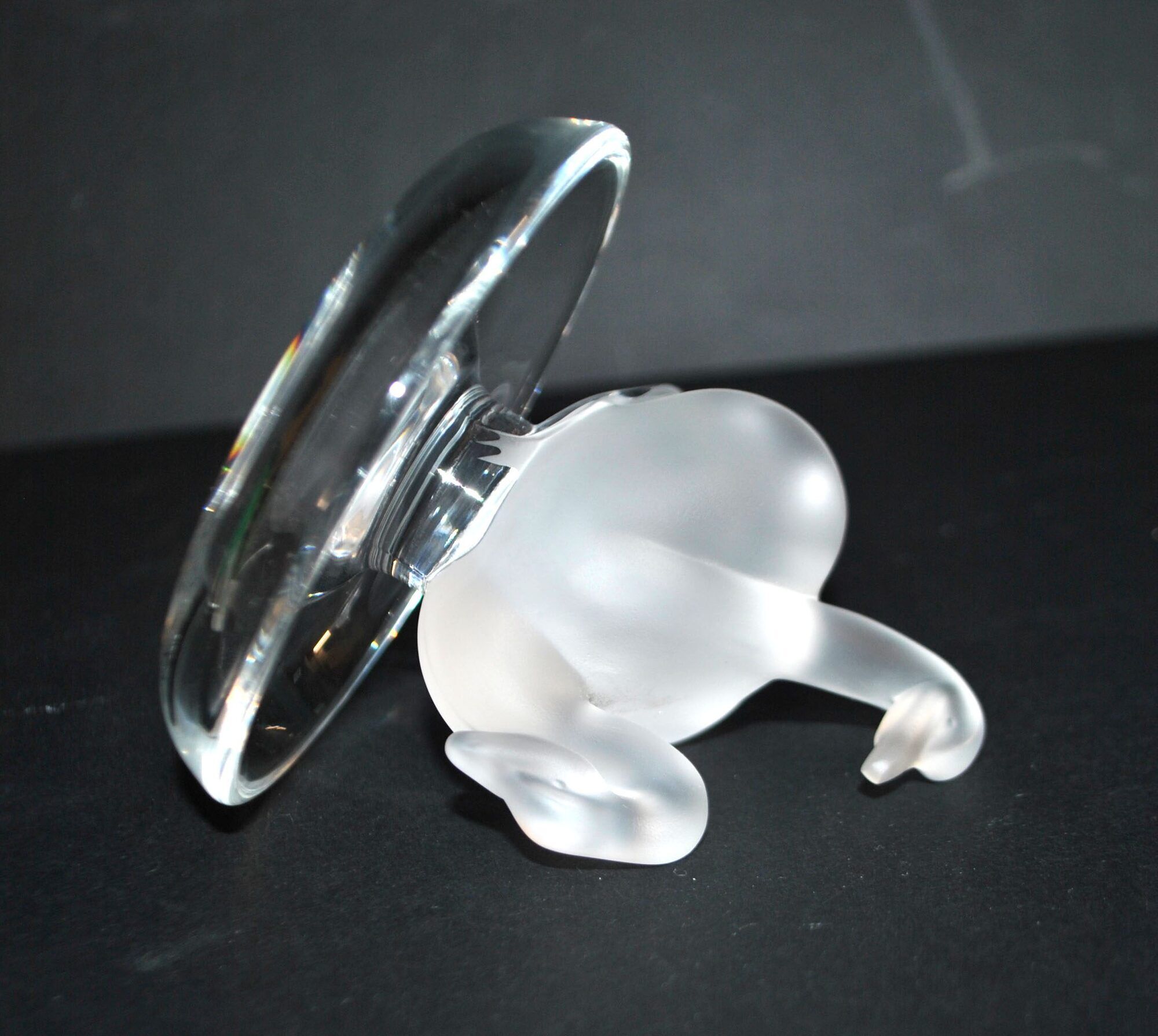 Lalique ring dish bird swan in frosted crystal and signed