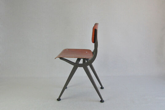 Result of Friso Kramer Chair for child