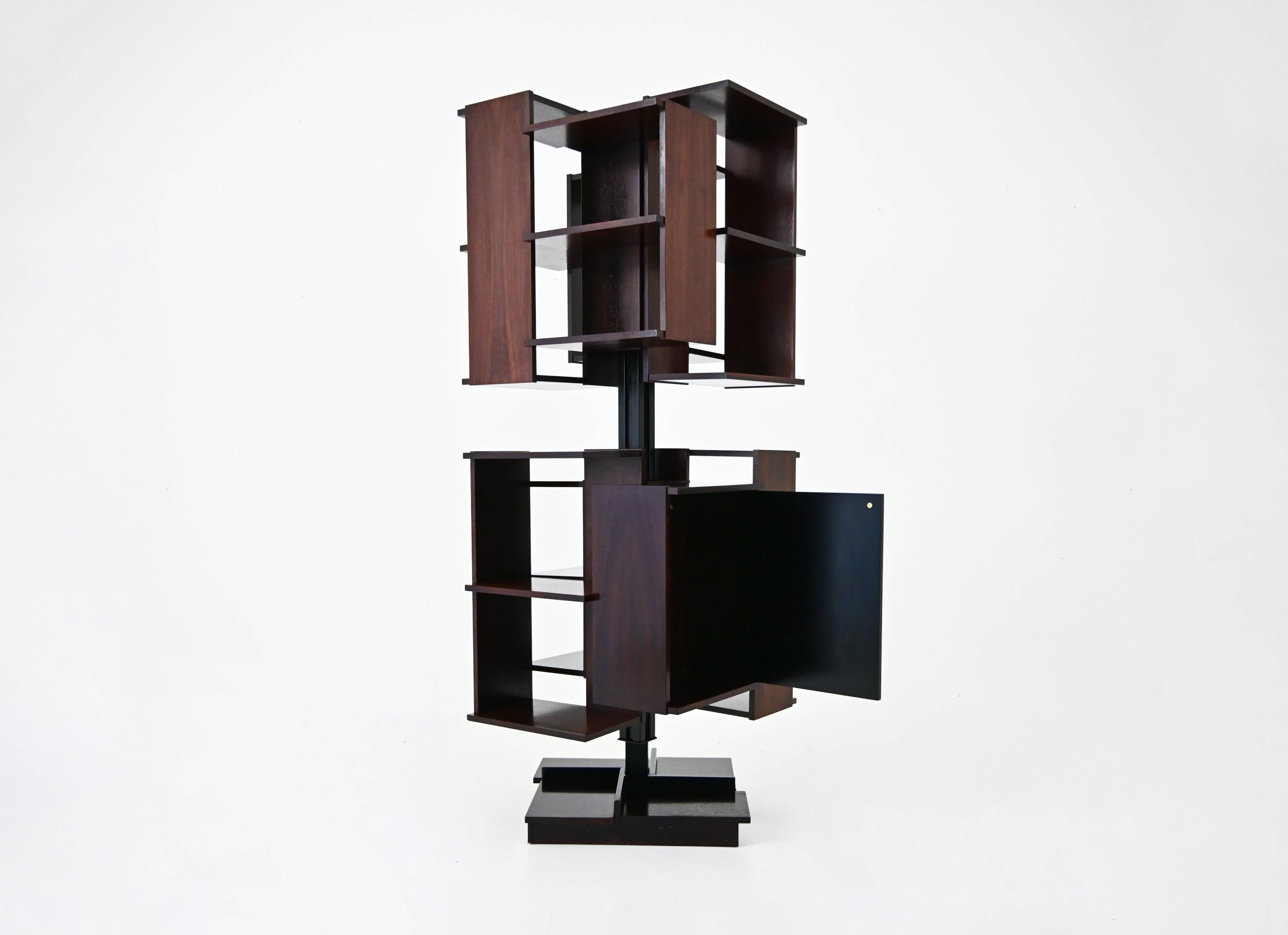 "Centro" library by Claudio Salocchi for Sormani, 1960s