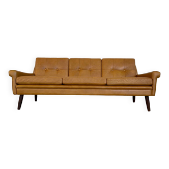 Vintage danish retro svend skipper 3 person sofa in light cognac leather