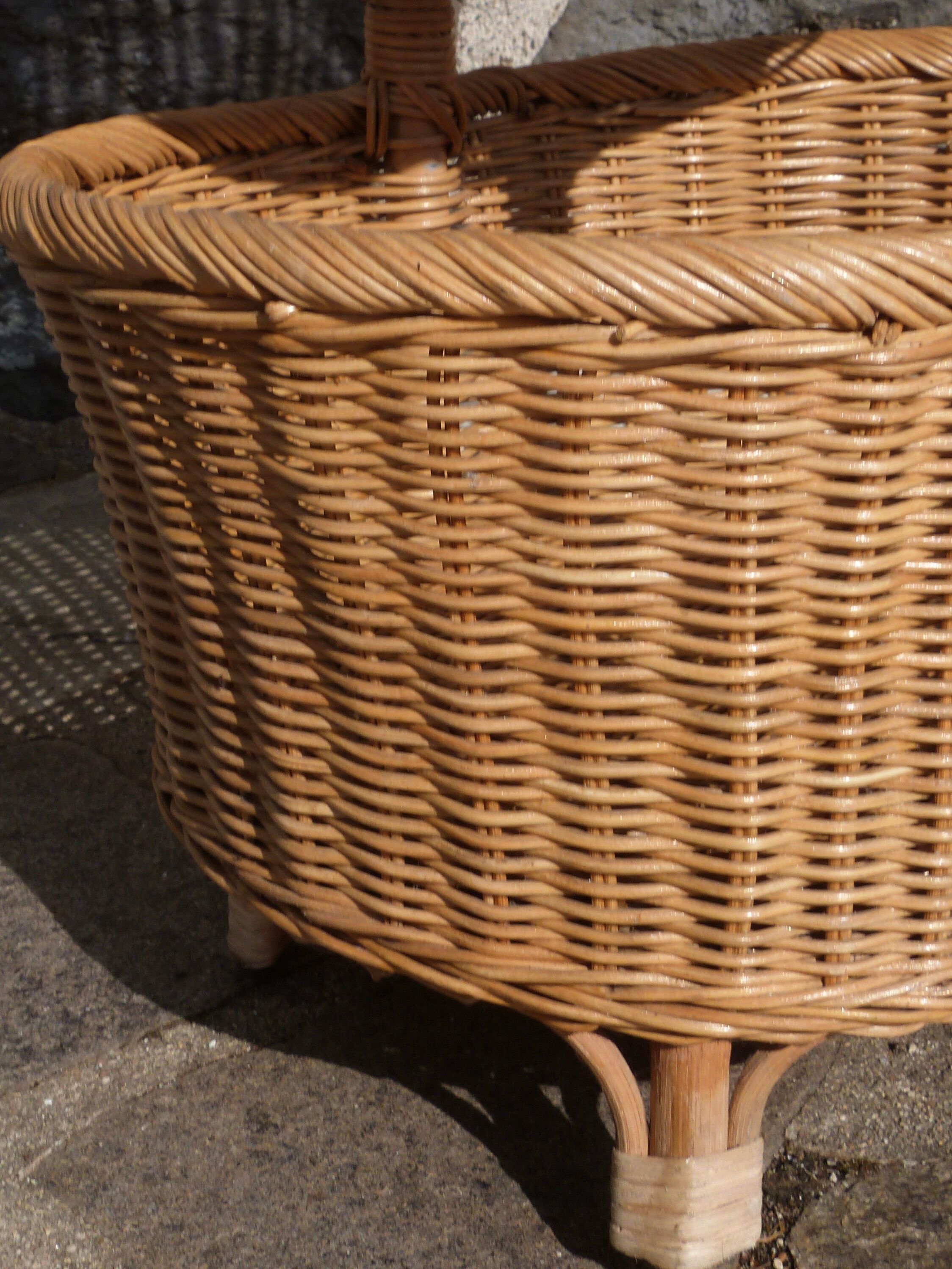 Rattan basket
