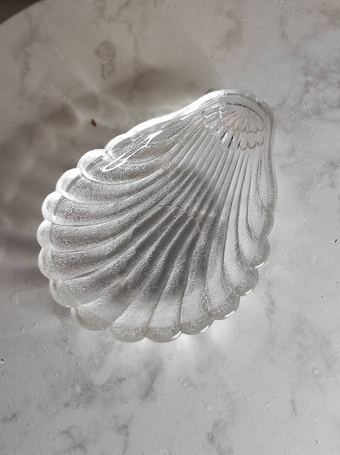 Crystal scallop bowl