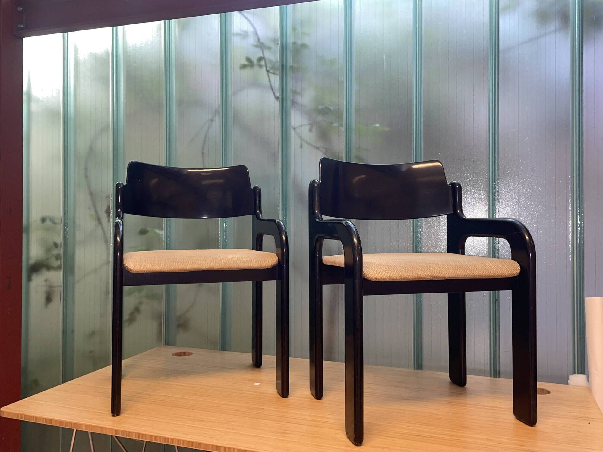 2 Flamingo chairs by Eero Aarnio, 1970s