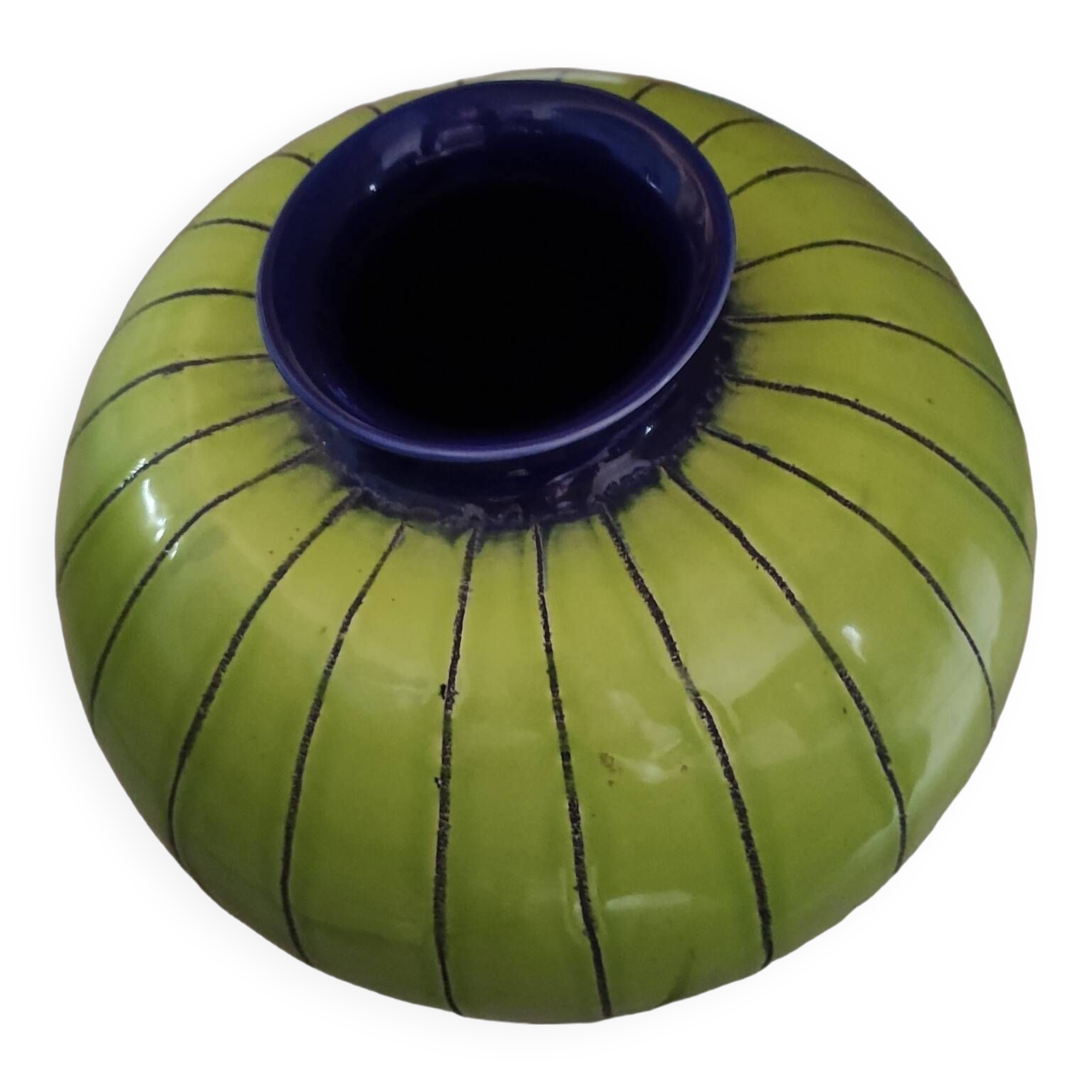 Eduardo Vega ball vase