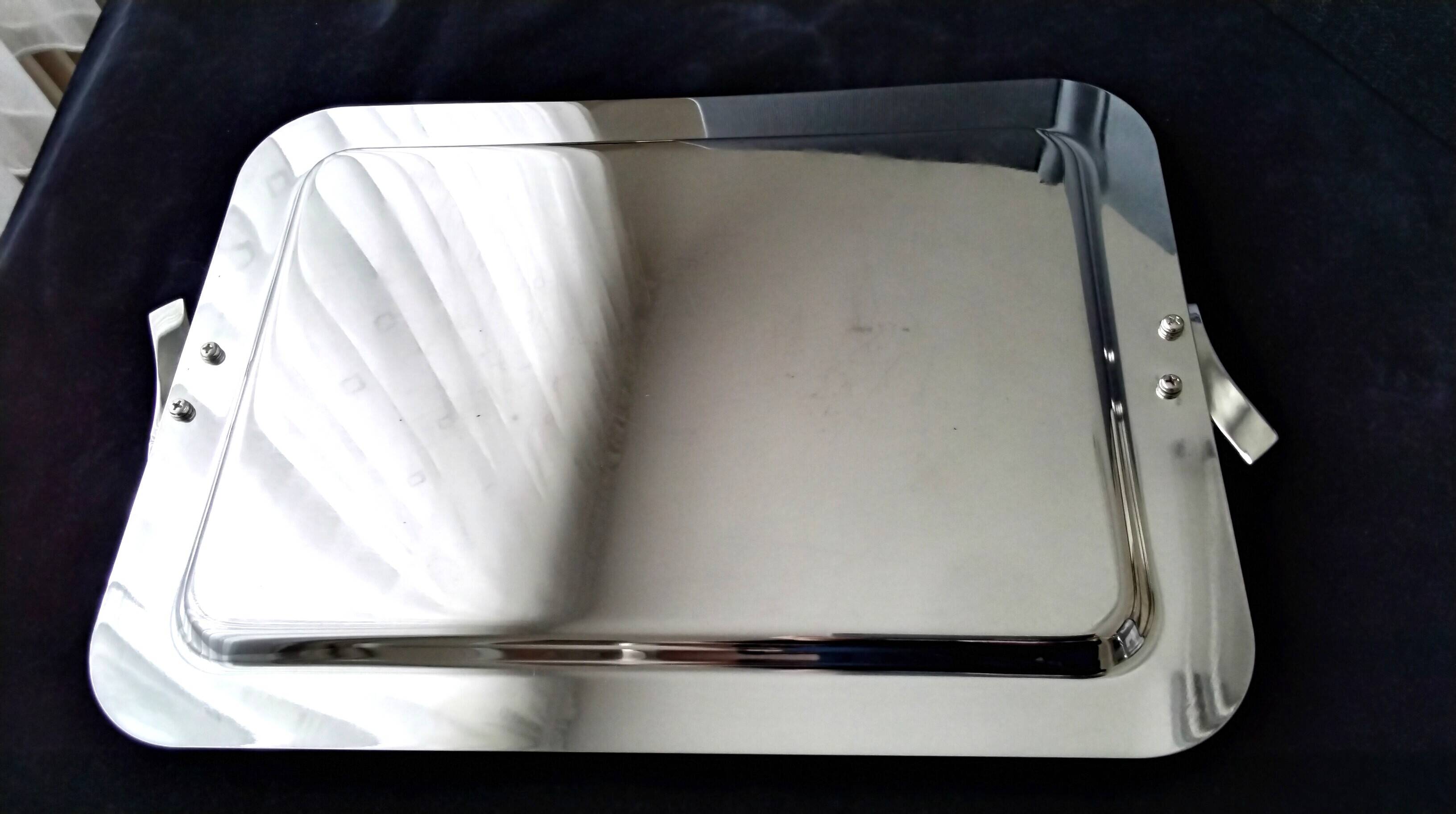 Shiny stainless steel serving platter 41.5 x 30.5 cm