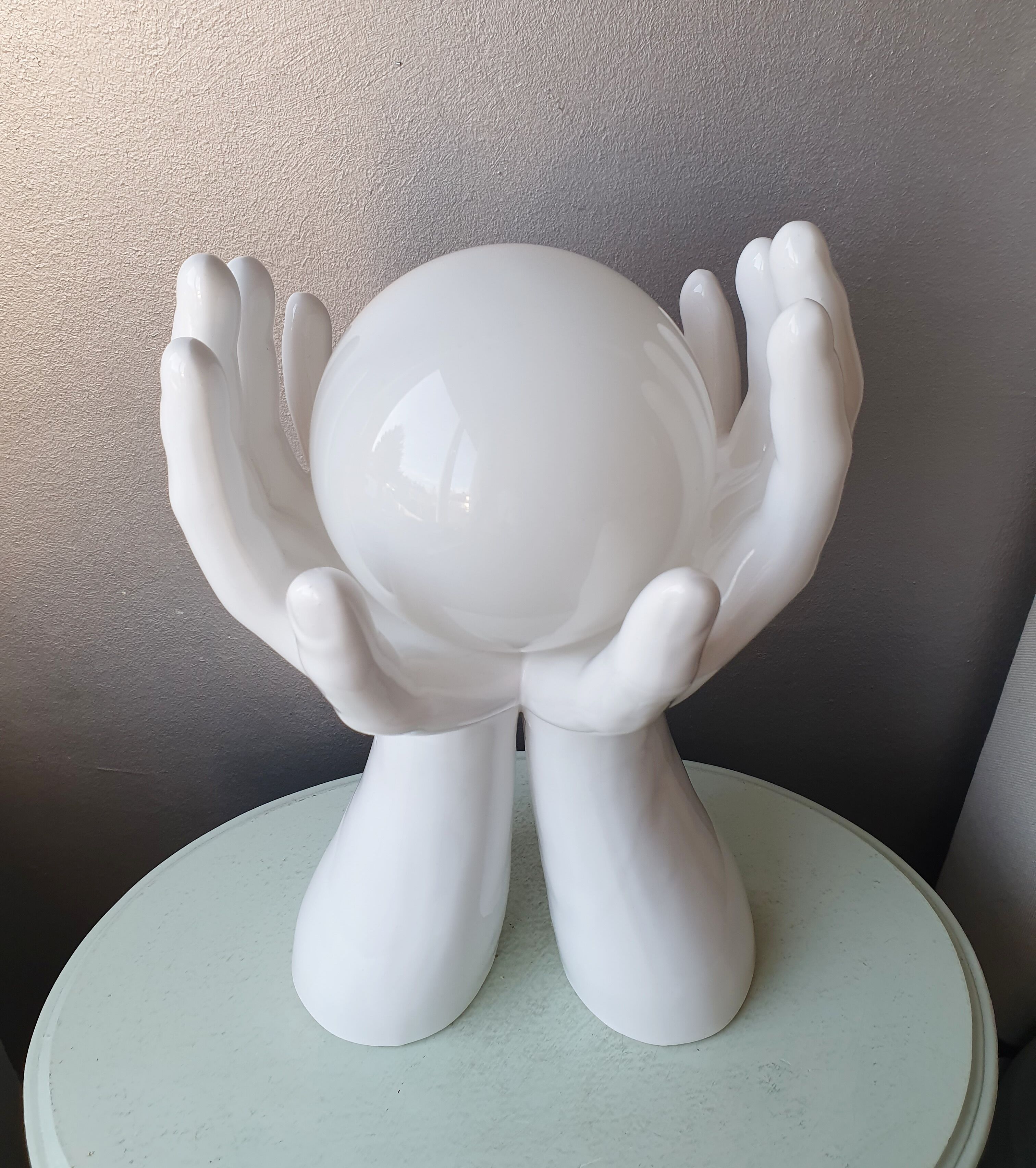 Italian design ceramic table lamp two hands and a glass sphere