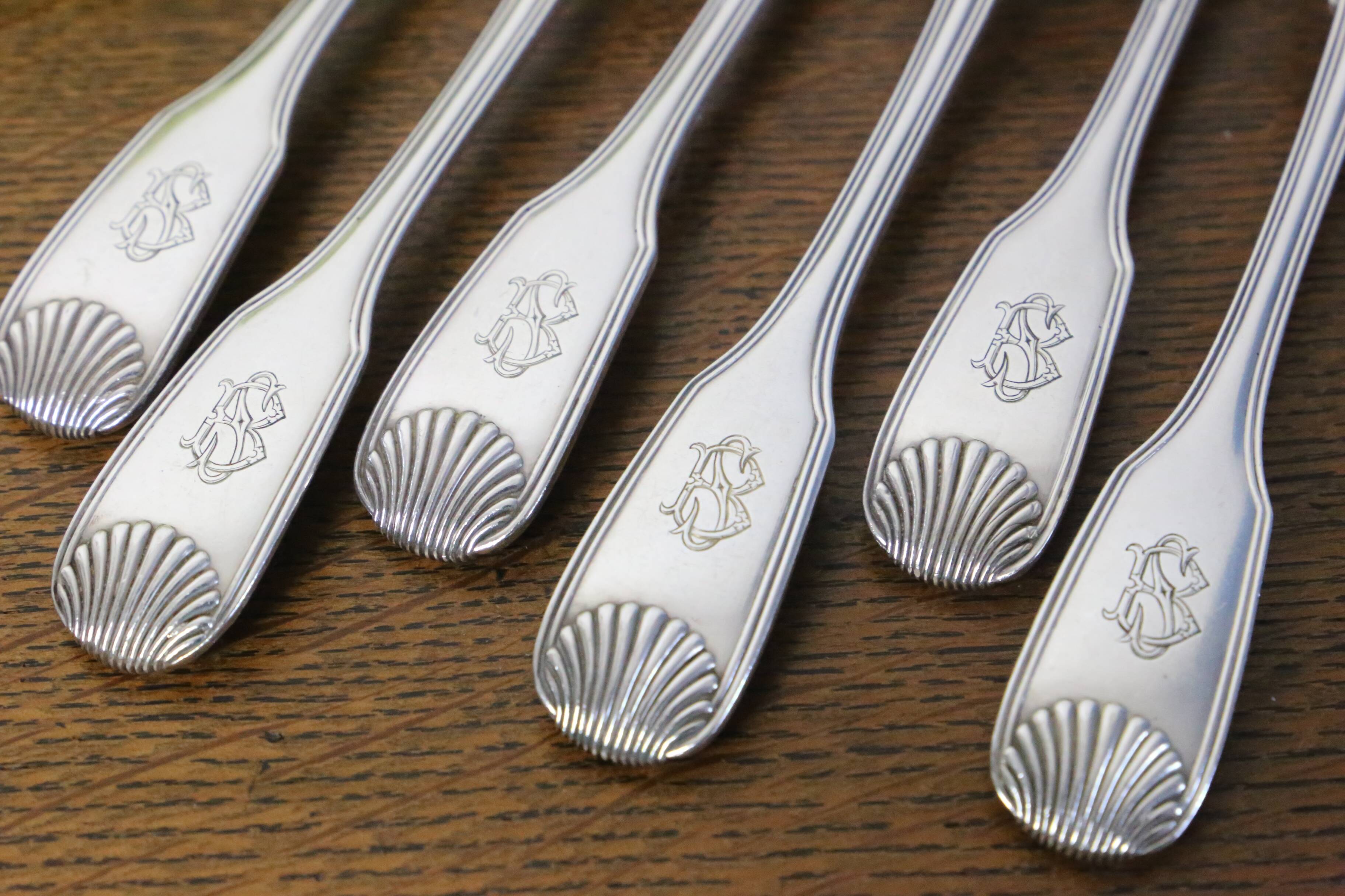Set of 6 Cailar Bayard dessert forks, Coquille, monogrammed, early 20th century