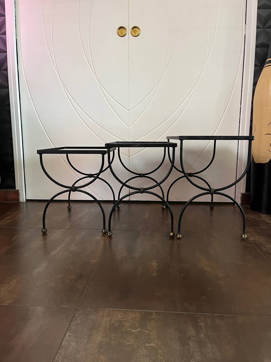 3 nesting tables 1950 Jean Royère wrought iron black opaline vintage