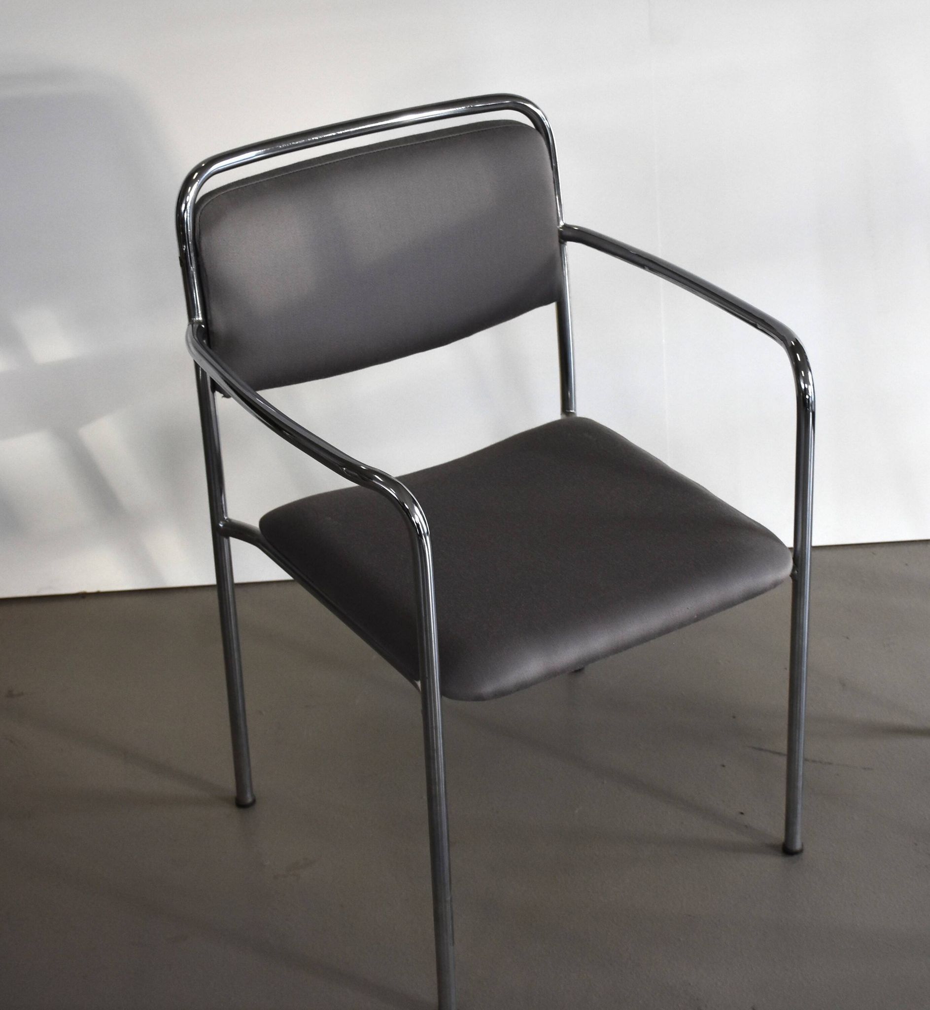 Set of 4 vintage chairs from the GDR era - 'Palast der Republik