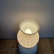 Lampe boule bleue et opaline blanche