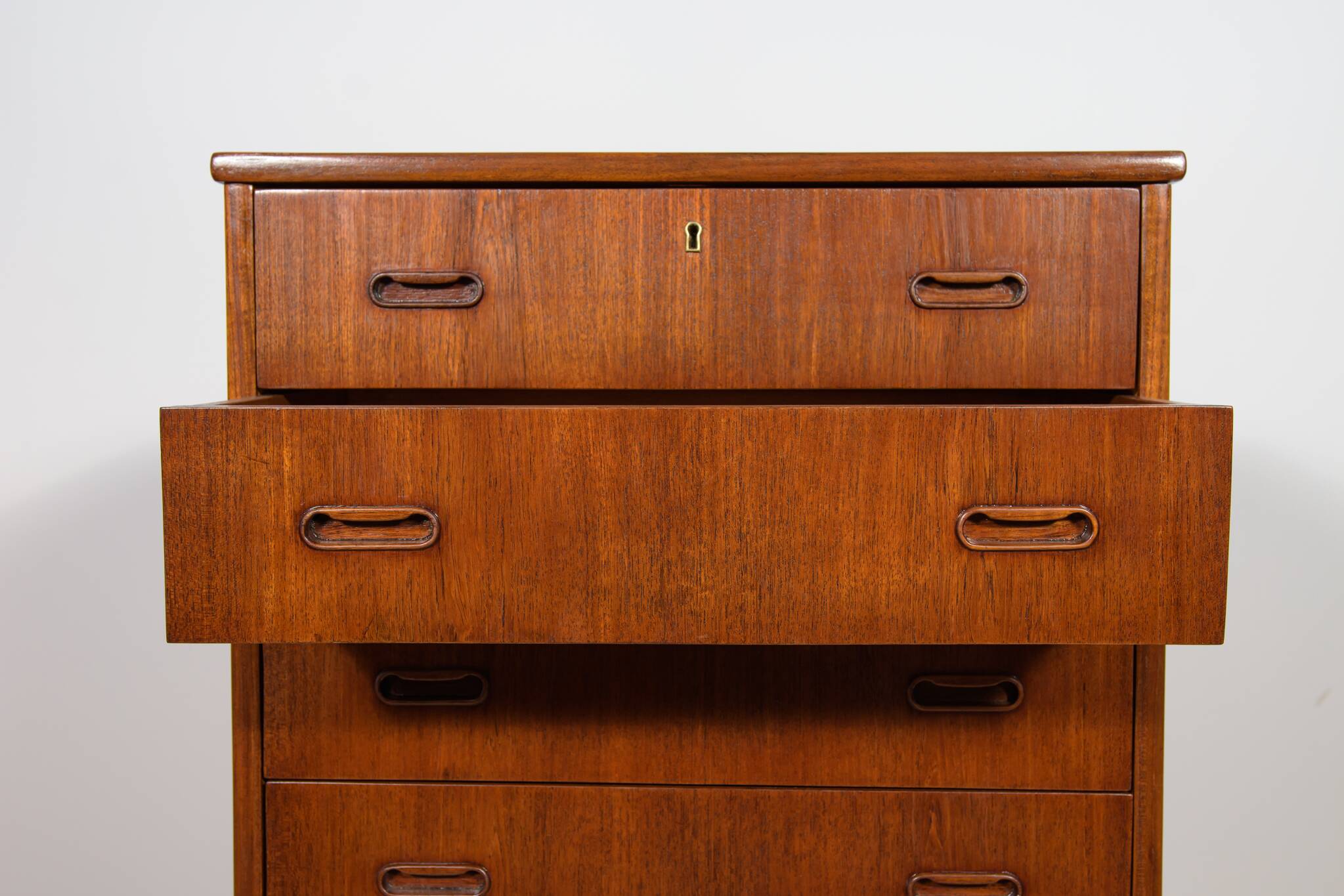 Commode en teck du milieu du siècle, Danemark, années 1960