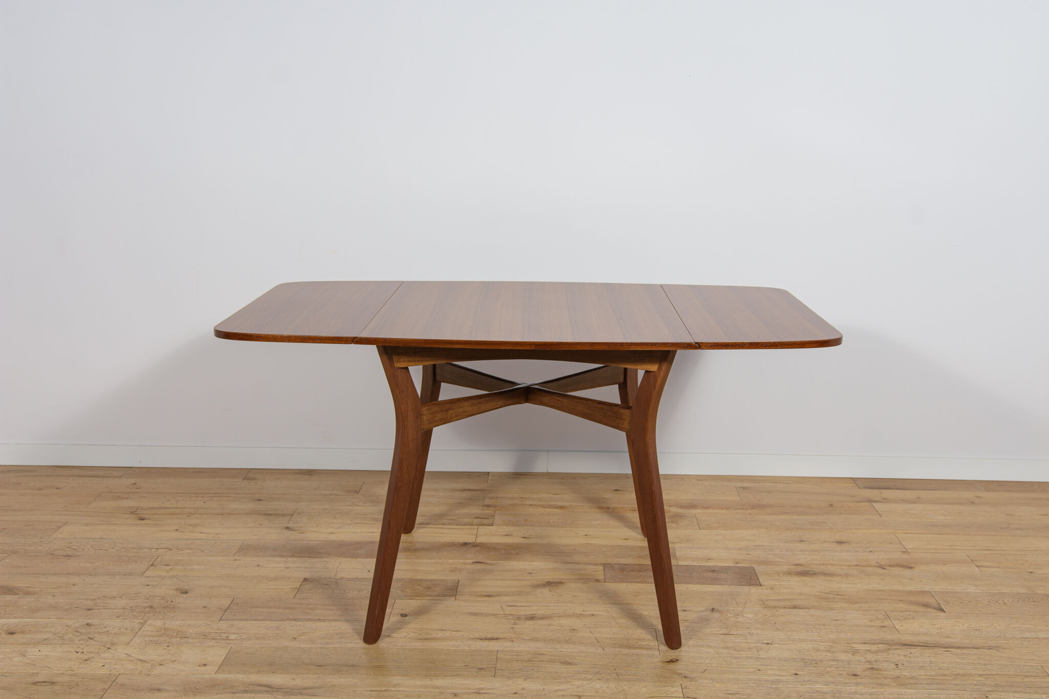 Mid-Century Butterfly Dining Table from G-Plan, United Kingdom, 1950s